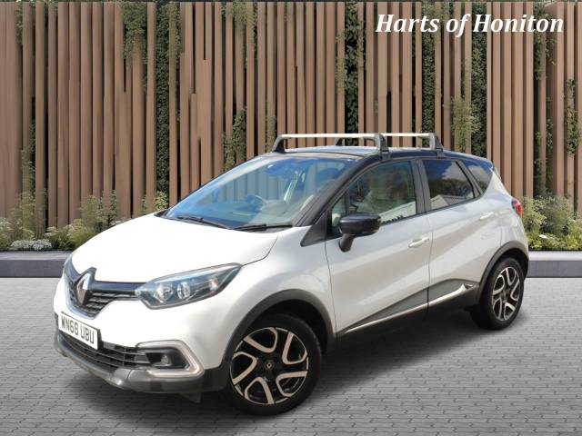 Renault Captur 0.9 Iconic TCE 90 Petrol Turbo Hatchback Petrol White/black Roof