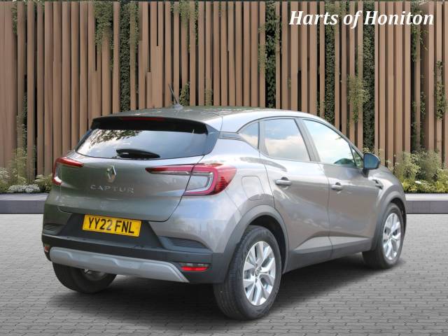 2022 Renault Captur 1.0 Iconic Edition TCE Petrol Turbo