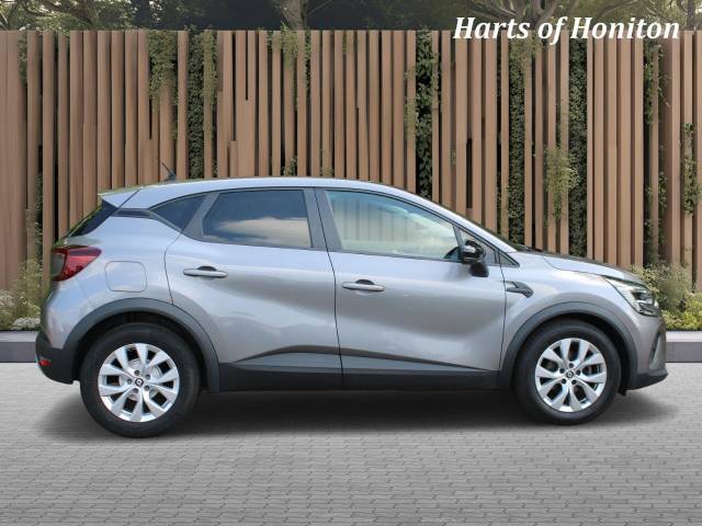 2022 Renault Captur 1.0 Iconic Edition TCE Petrol Turbo