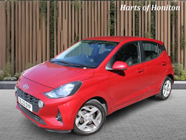 Hyundai i10 1.0 SE Connect MPi Hatchback Petrol Red