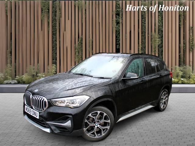 BMW X1 1.5 sDrive 18i xLine Estate Petrol Black