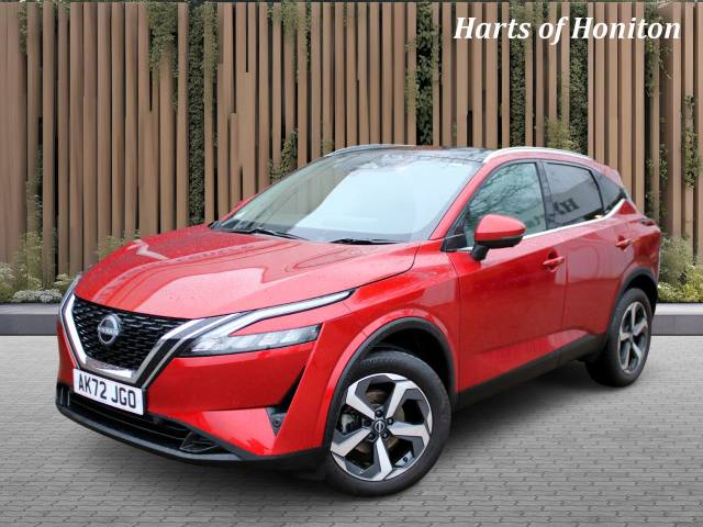 Nissan Qashqai 1.3 N-Connecta DiG-T Mild HYbrid Petrol Turbo Hatchback Petrol Red