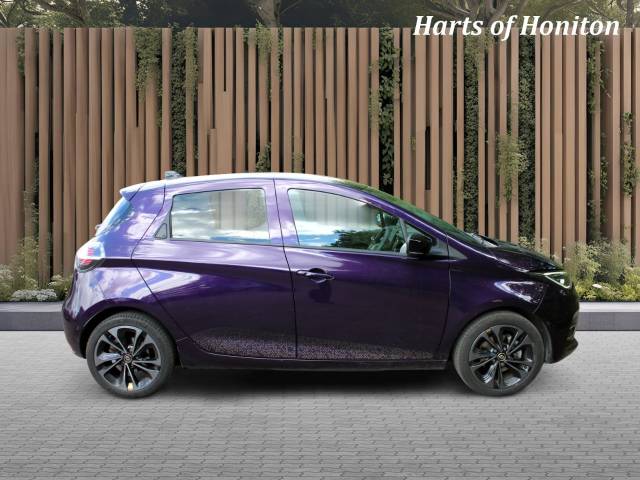 2022 Renault Zoe 0.0 100kW Iconic R135 50kWh Boost Charge 5dr Auto