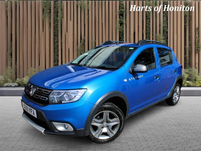 Dacia Sandero Stepway 0.9 Comfort TCe Petrol Turbo Hatchback Petrol Blue