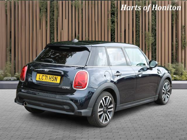 2022 Mini Hatchback 1.5 Cooper Exclusive 5DR Auto