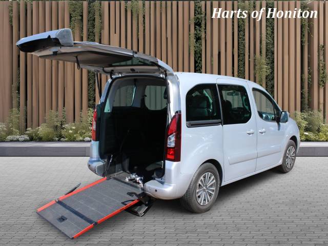 Peugeot Partner Tepee 1.6 Horizon Blue HDi Wheelchair Adapted Vehicle MPV Diesel Silver