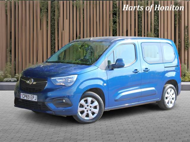 Vauxhall Combo-life 1.2 Energy Turbo MPV Petrol Blue