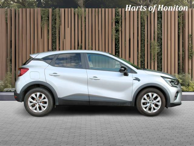 2022 Renault Captur 1.0 Iconic TCE 90 Petrol Turbo